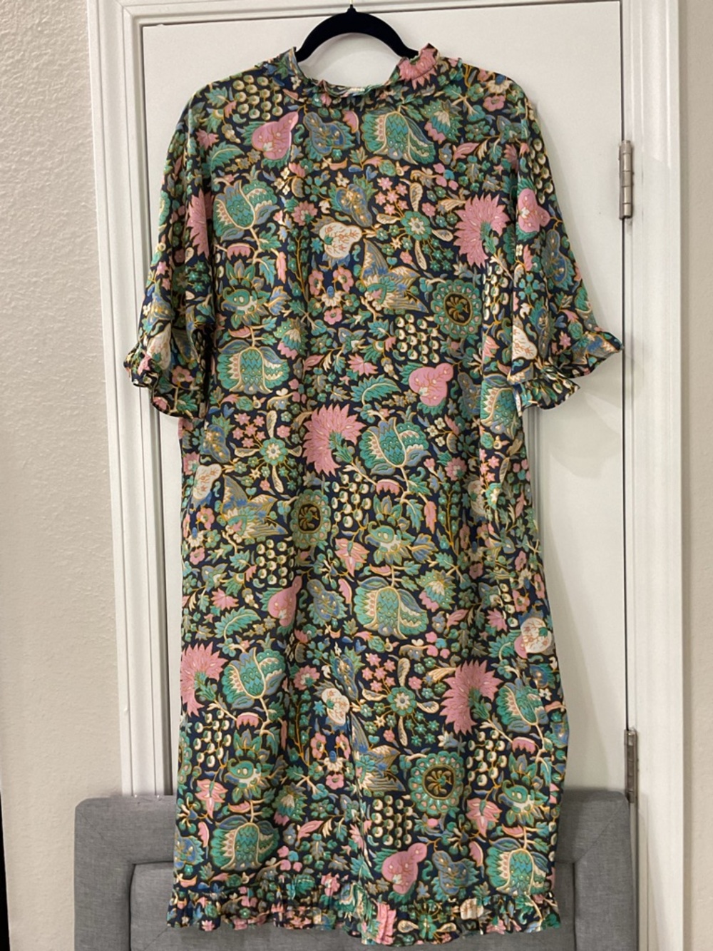 America & Beyond Floral Kimono Duster Ruffle Hem S/M - Picture 3 of 9